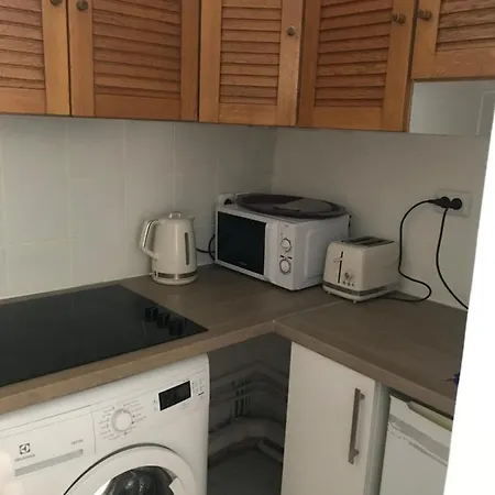 Top First Av Ternes Apartment *